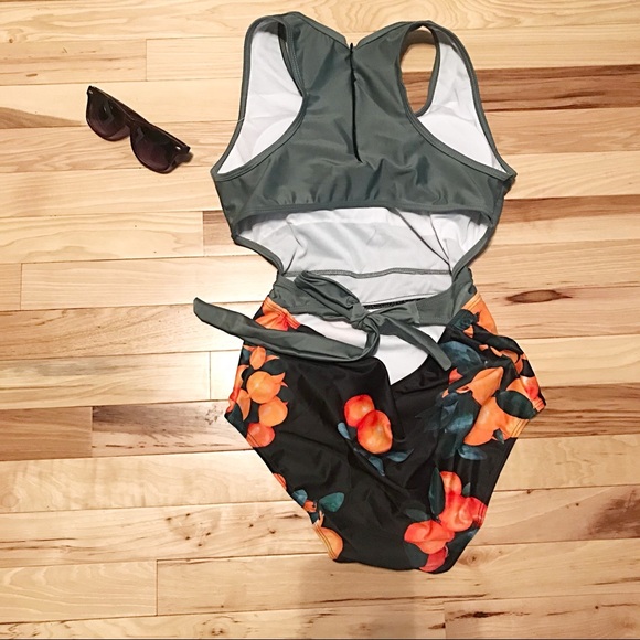 Monokini One-Piece Green Top Black Peach Zipper - Picture 6 of 7